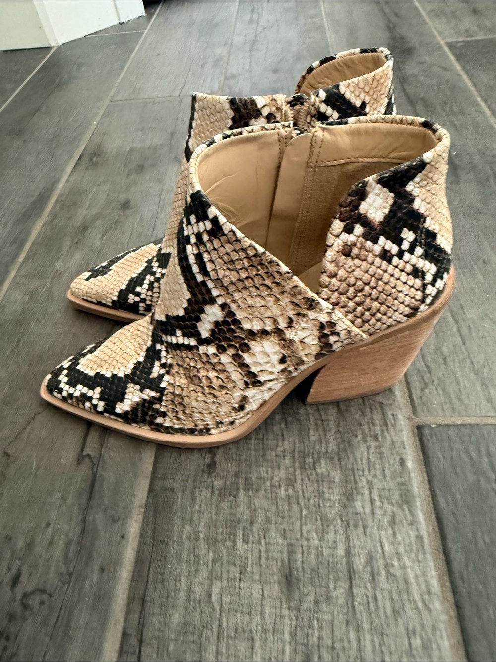 Vince Camuto Beige and Black Snake-Print Pointed Ankle Boots - Picture 2 of 3